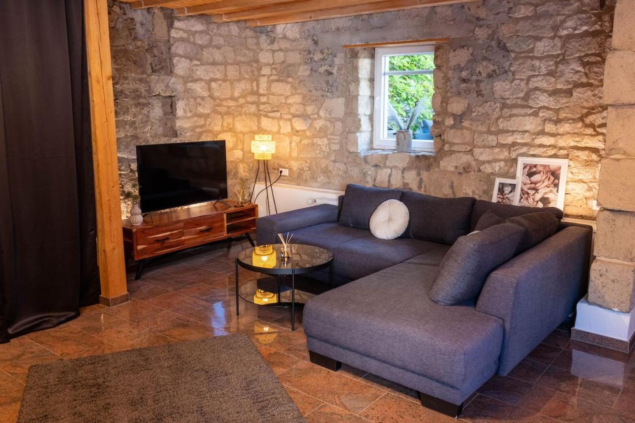 Vulkan-Lodge Ferienhaus Rieden  Ngoại thất bức ảnh